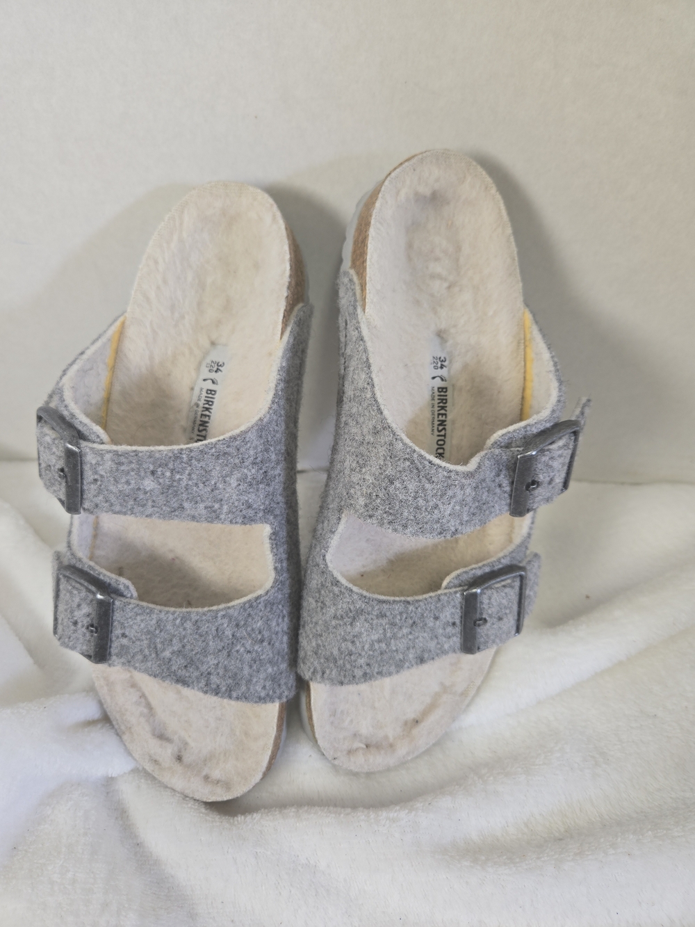 Birkenstock WomenGray Felt Arizona Double-Strap Sandals Women Size 4 Or Kids 3